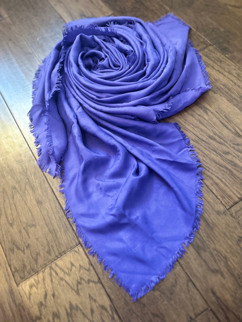 Louis Vuitton Violet Monogram Silk Shawl - Picture 13 of 14